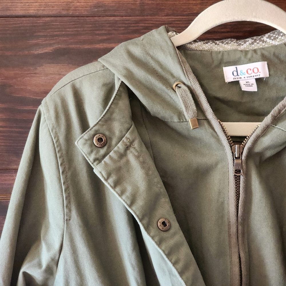 Olive Green Utility Jacket with Hood Snaps & Zipper POCKETS Size XL - Picture 9 of 16